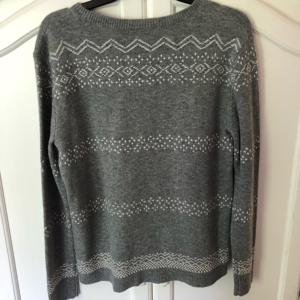 Vineyard Vines Sweater - Picture 2 of 4